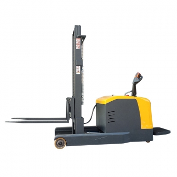 1.5噸前移電動(dòng)堆高車(chē)