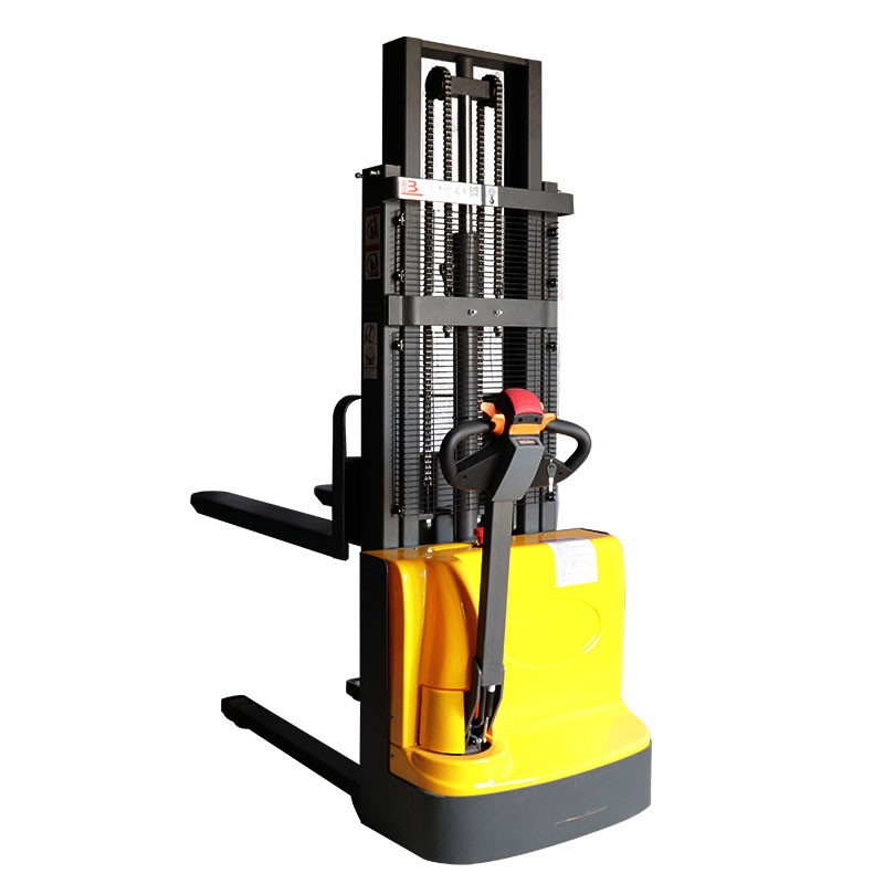 1-1.5噸行走式全電動(dòng)堆高車(chē)