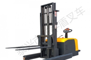 前移式電動堆高車如何進行防腐措施？