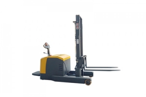 前移式電動堆高車廠商帶您了解設(shè)備的傳動裝置