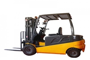 電動倉儲叉車有哪些優(yōu)勢？