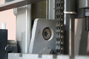 如何選擇電動(dòng)液壓叉車(chē)的齒輪油？