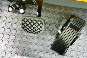 電動液壓叉車的配置決定了操作細(xì)節(jié)