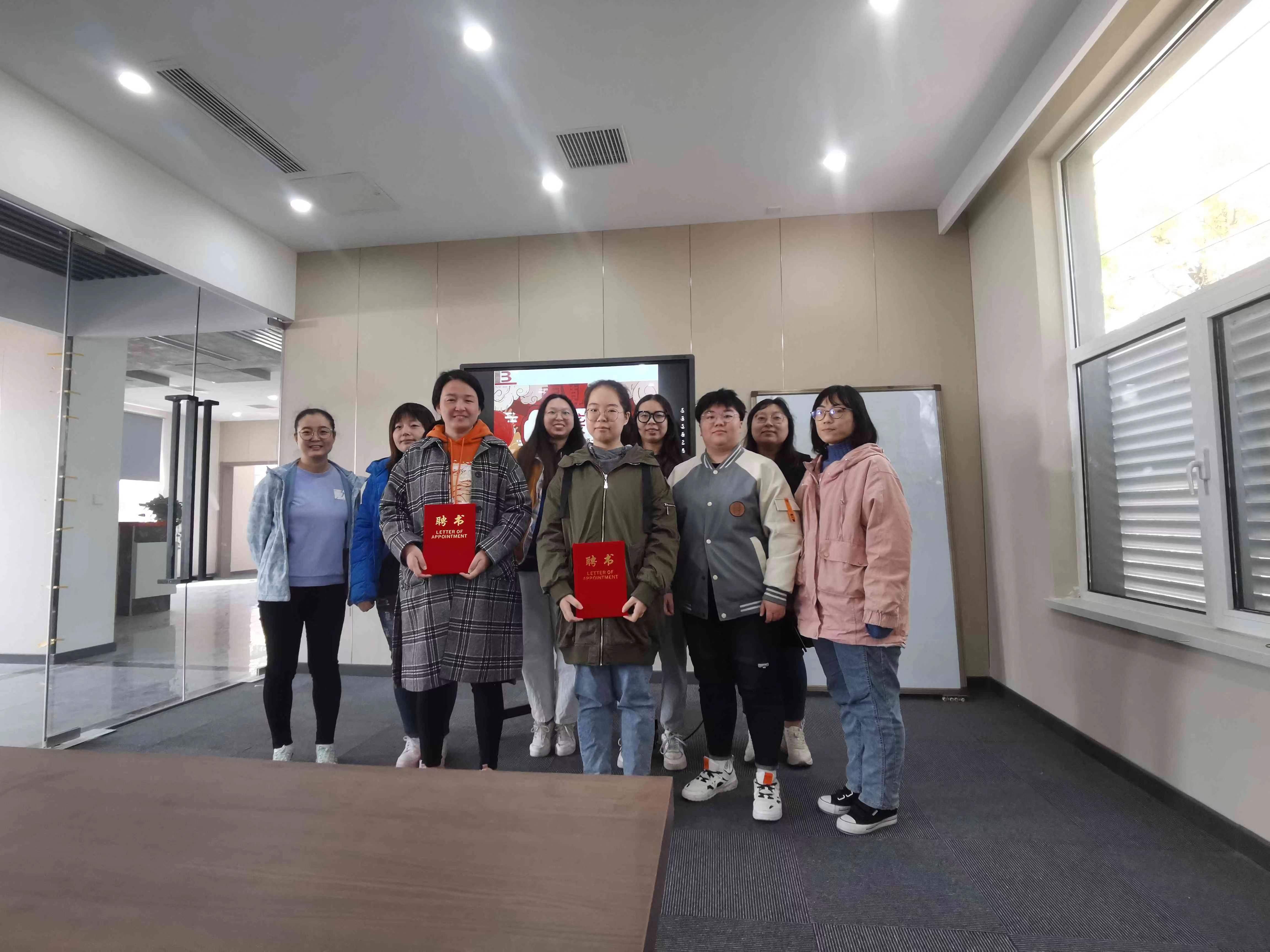 電動(dòng)叉車廠家