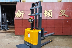 電動(dòng)堆高車也需要辦證上崗？別等被查到了才后悔！